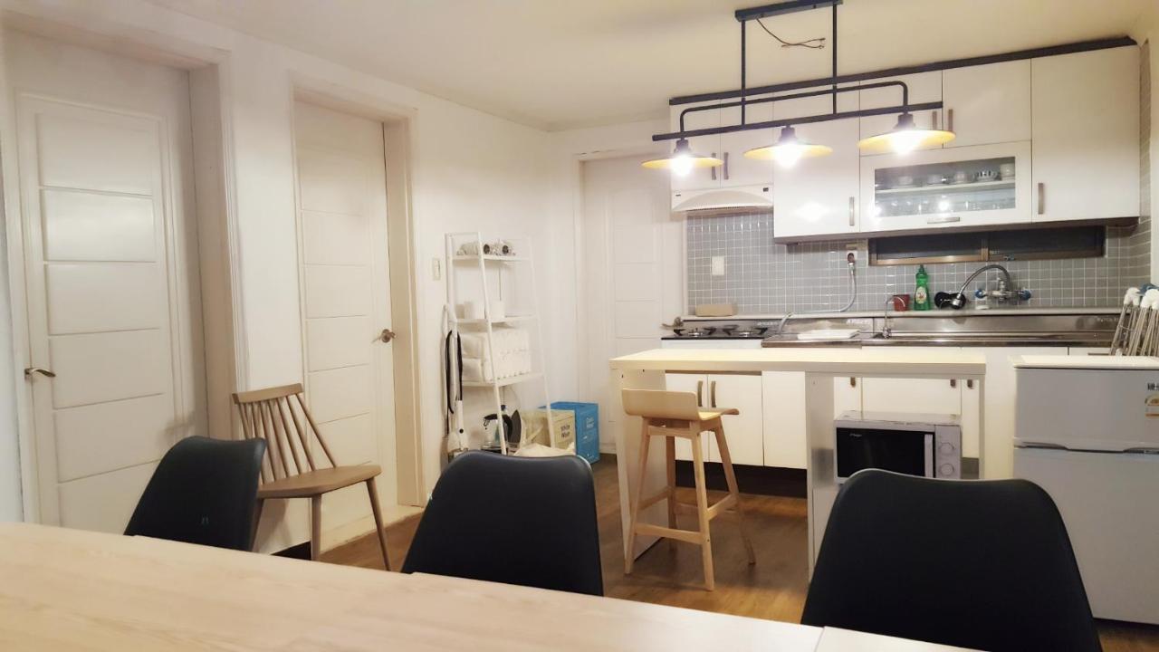 Hongdae Mainstreet Two Room House Seul Zewnętrze zdjęcie